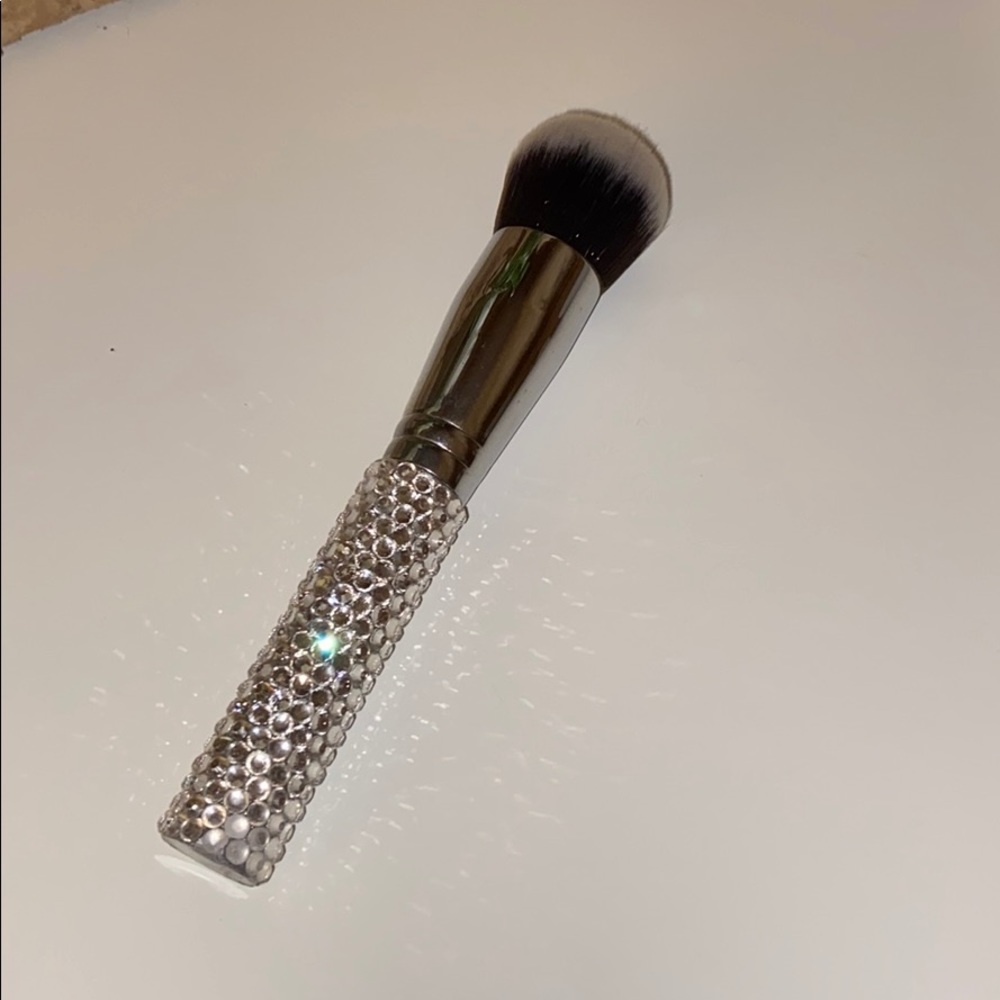 Brand new morphe bling brush